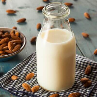 นมอัลมอนด์ Almond Milk เหมาะสำหรับผู้แพ้แลตโตส 3 นมอัลมอนด์ 1