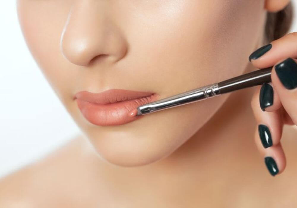 ลิปซาติน Satin Lipstick ลิปเนื้อนุ่ม ทาง่ายใช้สะดวก 2 ลิปซาติน