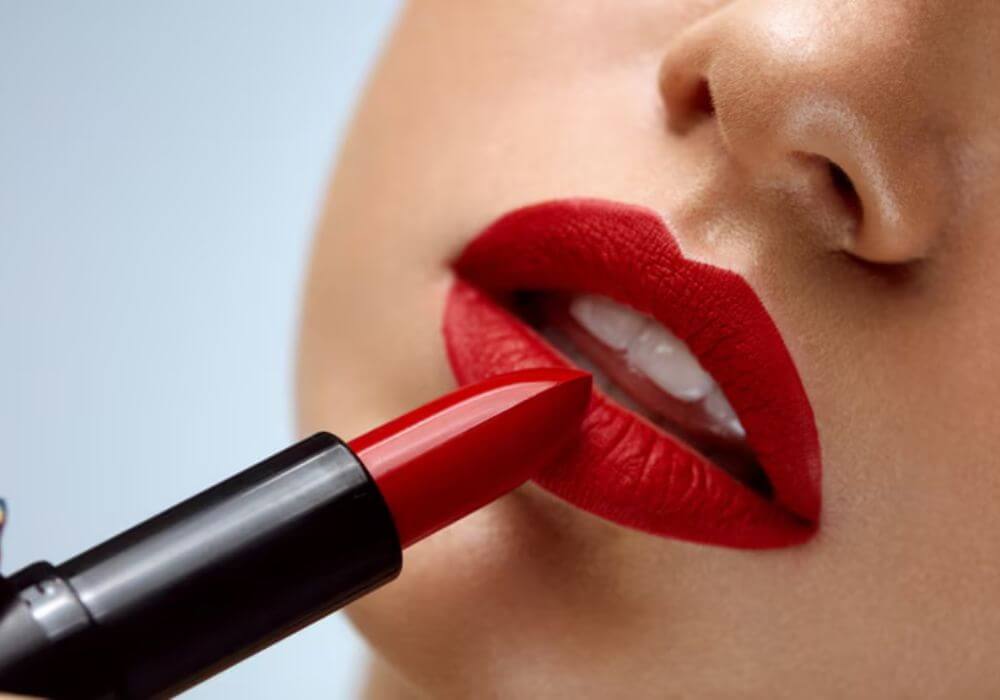 ลิปแมตต์ Matte Lipstick ใช้ง่ายให้สีที่ชัดเจนคงทน 2 ลิปแมตต์