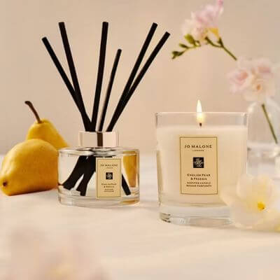 เทียนหอม Scented candles ช่วยให้บรรยากาศผ่อนคลาย 4 เทียนหอม 2