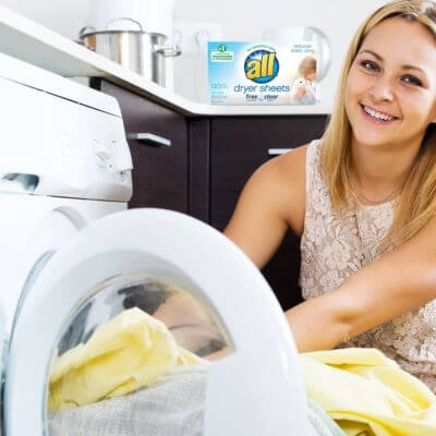 แผ่นอบผ้า Fabric Softener Sheets หรือ Dryer Sheets 4 แผ่นอบผ้า 2