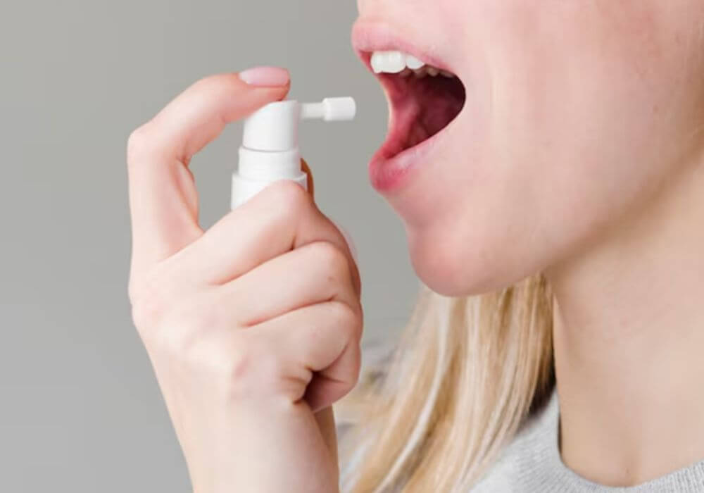 สเปรย์ระงับกลิ่นปาก Mouth Spray ช่วยดับกลิ่นปากชั่วคราว 2 สเปรย์ระงับกลิ่นปาก