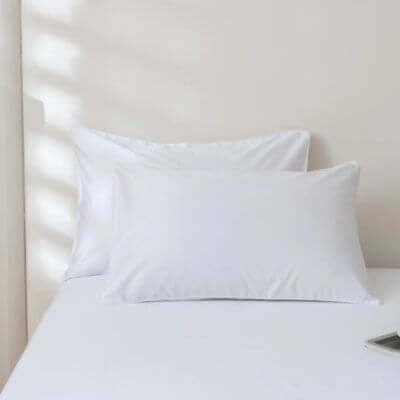 ปลอกหมอนใช้แล้วทิ้ง Disposable Pillow Cover 3 ปลอกหมอนใช้แล้วทิ้ง 1