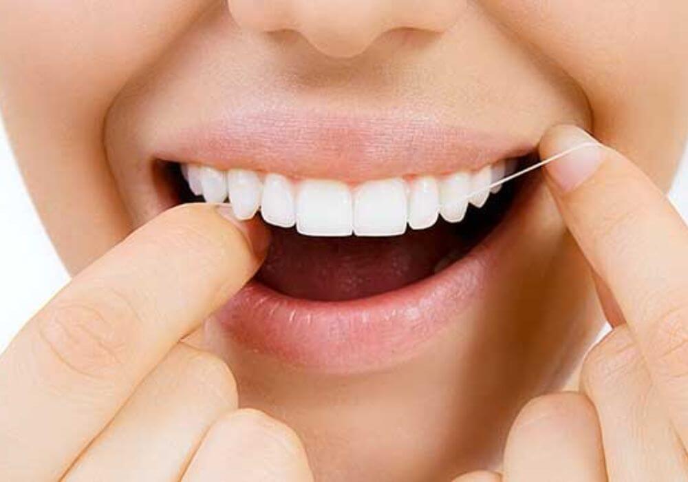 ไหมขัดฟัน Dental Floss ช่วยกำจัดคราบพลัคและเศษอาหาร 2 ไหมขัดฟัน