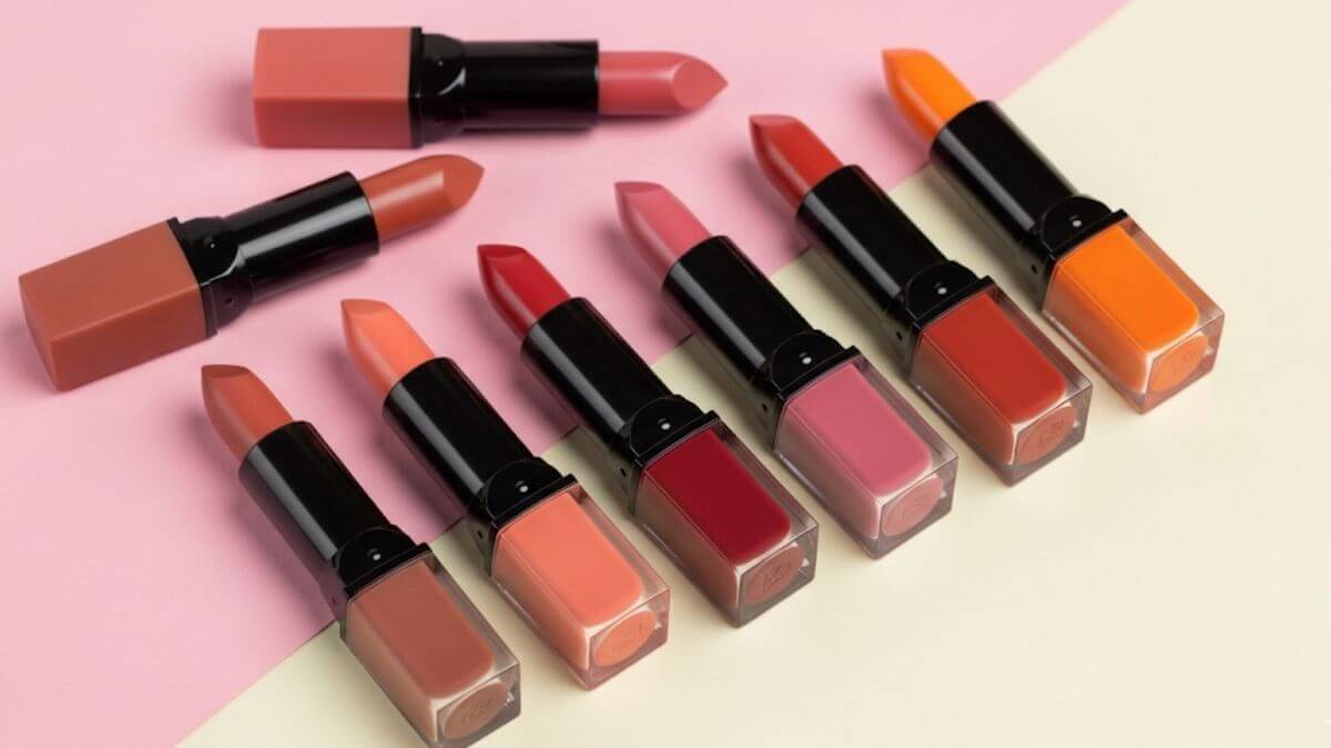 ลิปติดทน 7-11 แนะนำ 2025 สีสวยคุณภาพดีราคาคุ้มค่า